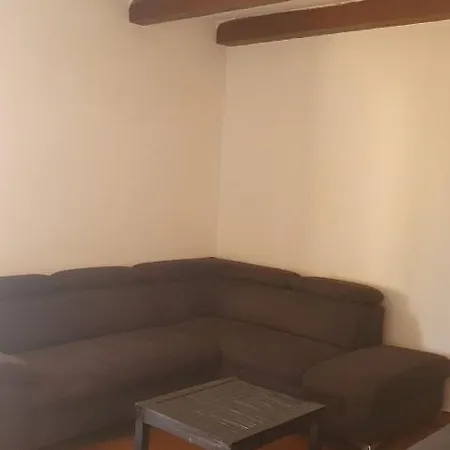 Maison Mer Et Montagne Apartment *
